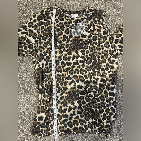 143 Story Animal Print Top - Picture 4 of 5